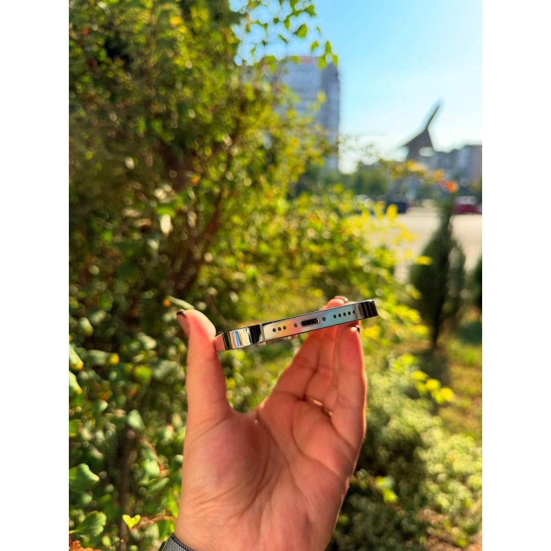 Смартфон Apple iPhone 13 Pro 256Gb (Silver) Б/В