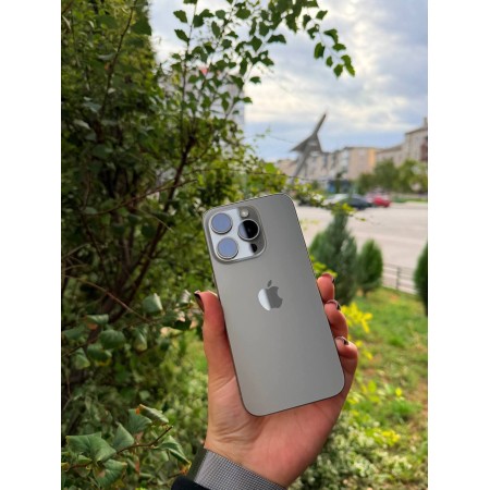 Смартфон Apple iPhone 15 Pro 256Gb (Natural Titanium) Б/В