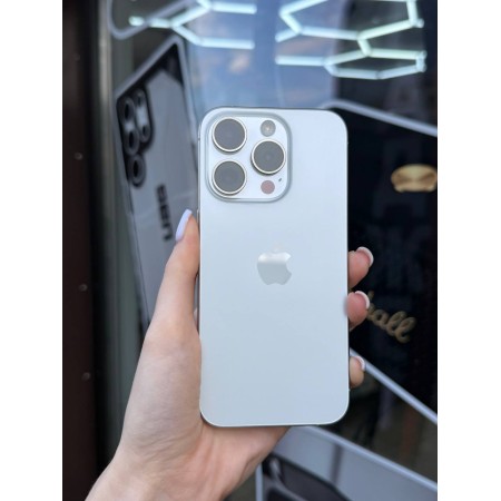 Смартфон Apple iPhone 15 Pro 128Gb (White Titanium) Б/В