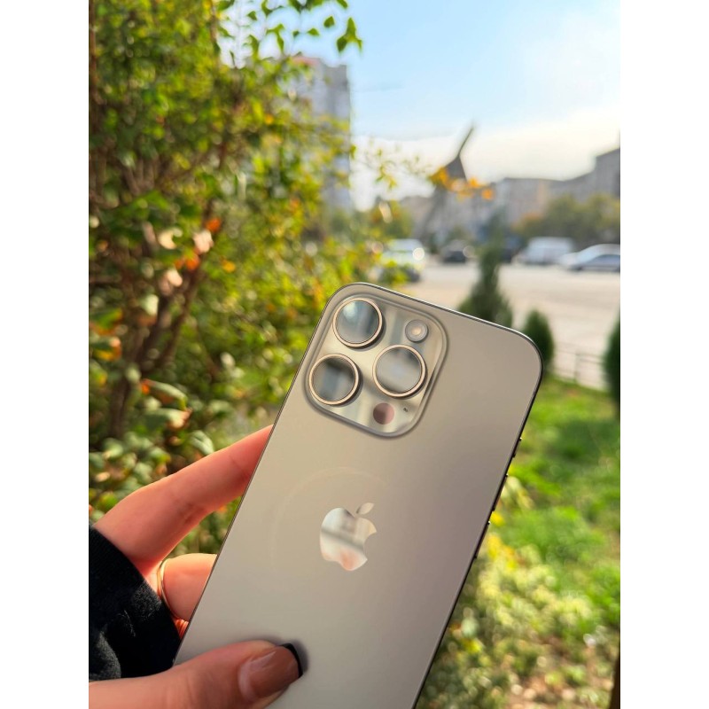 Смартфон Apple iPhone 15 Pro 128Gb (Natural Titanium) Б/В
