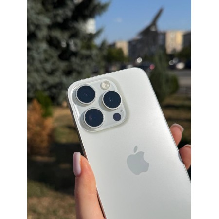 Смартфон Apple iPhone 15 Pro 128Gb (White Titanium) Б/В